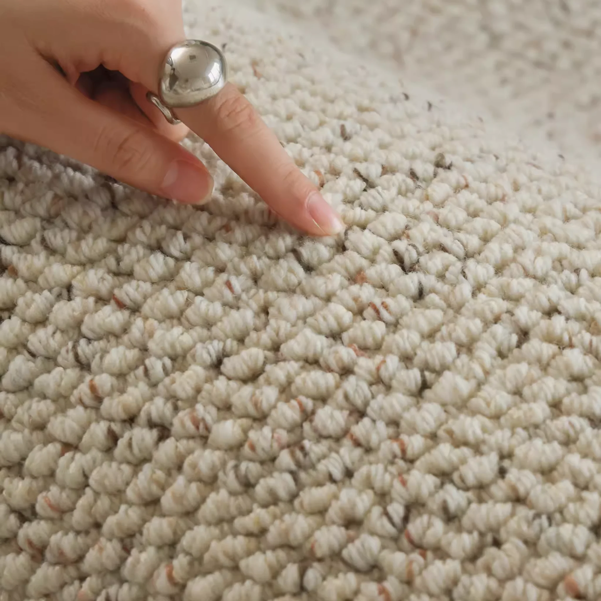 Bobble Wool Rug - Image 4