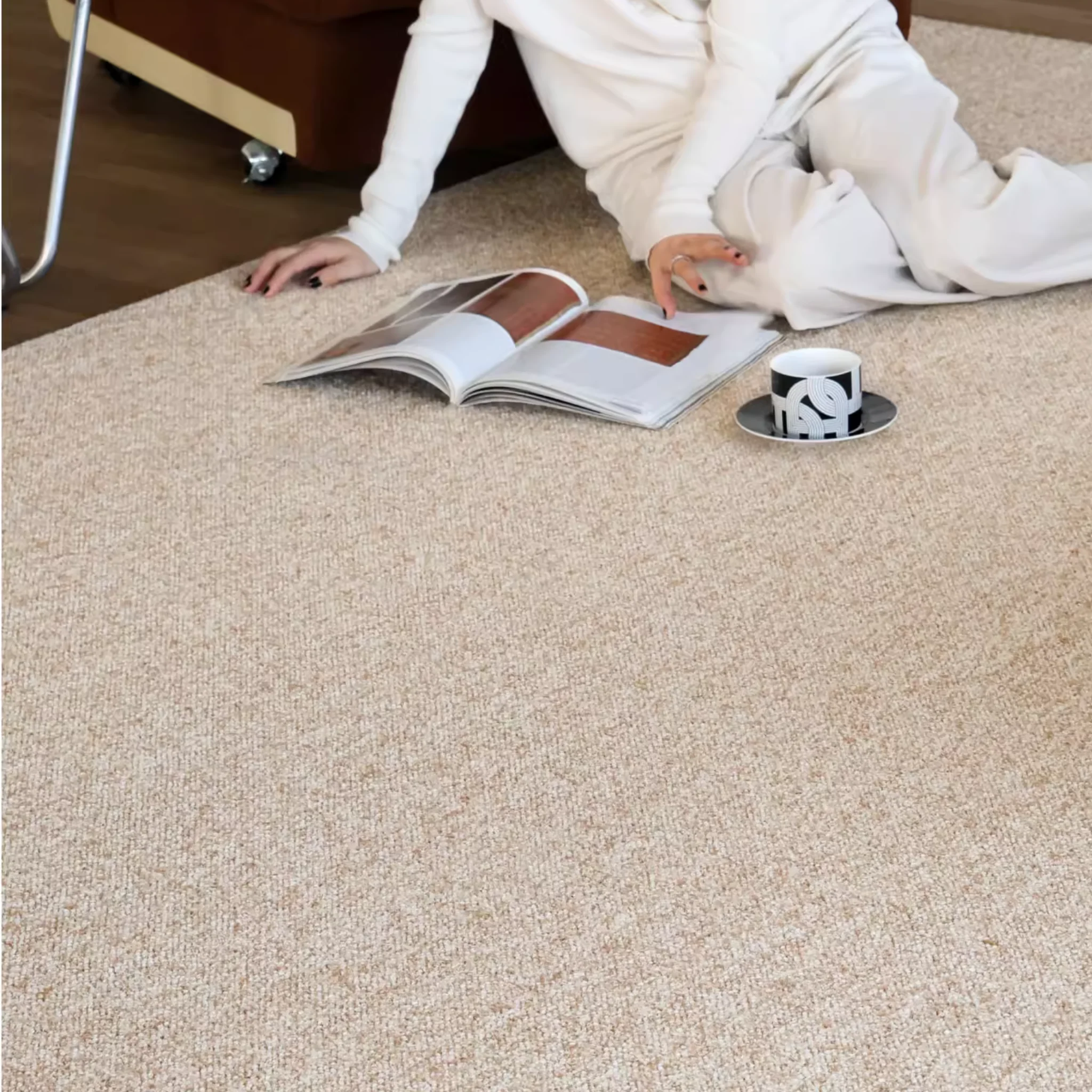 Bubble Wool Rug - Image 5