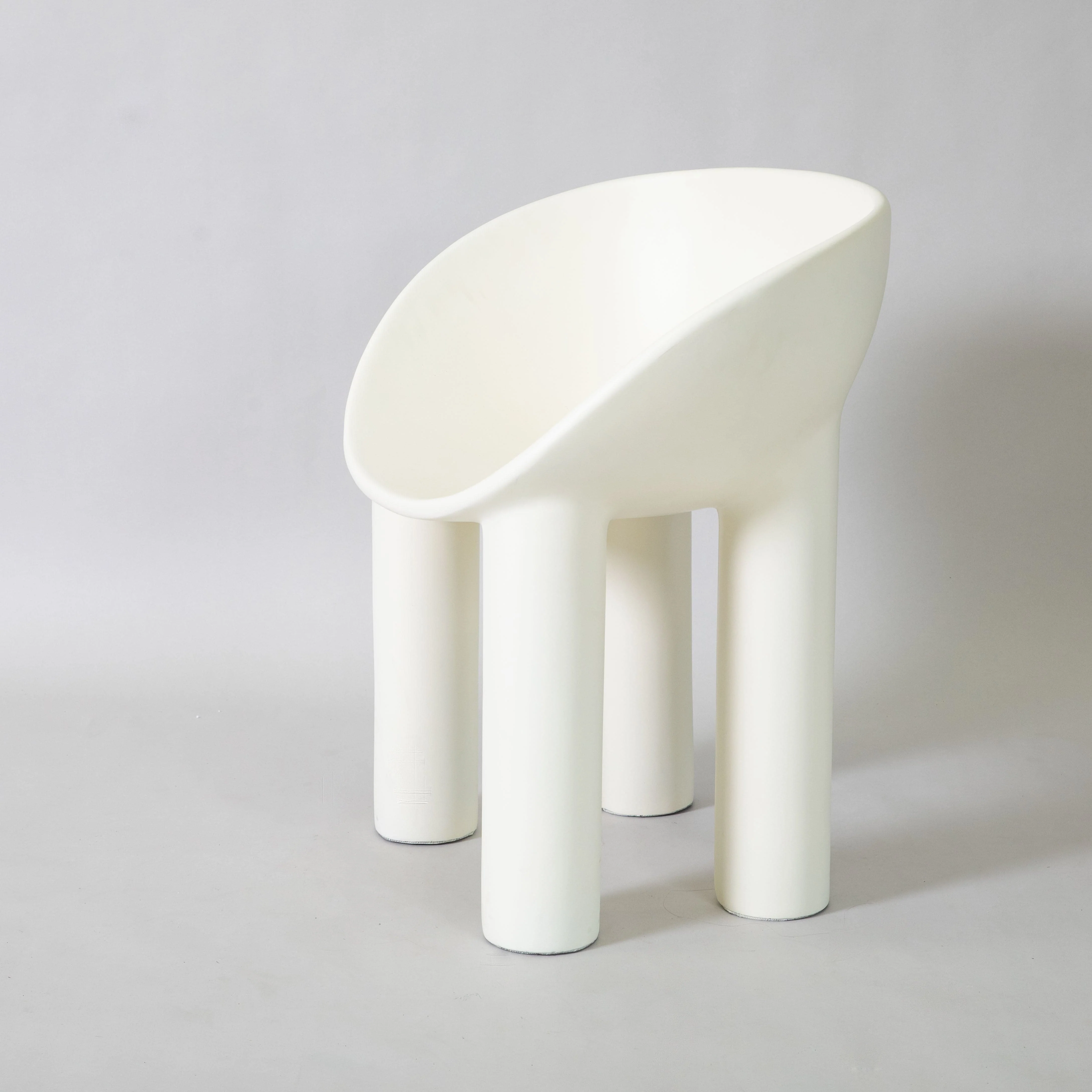 Chubby Series | Dining Chair | Fibreglass version - Image 5