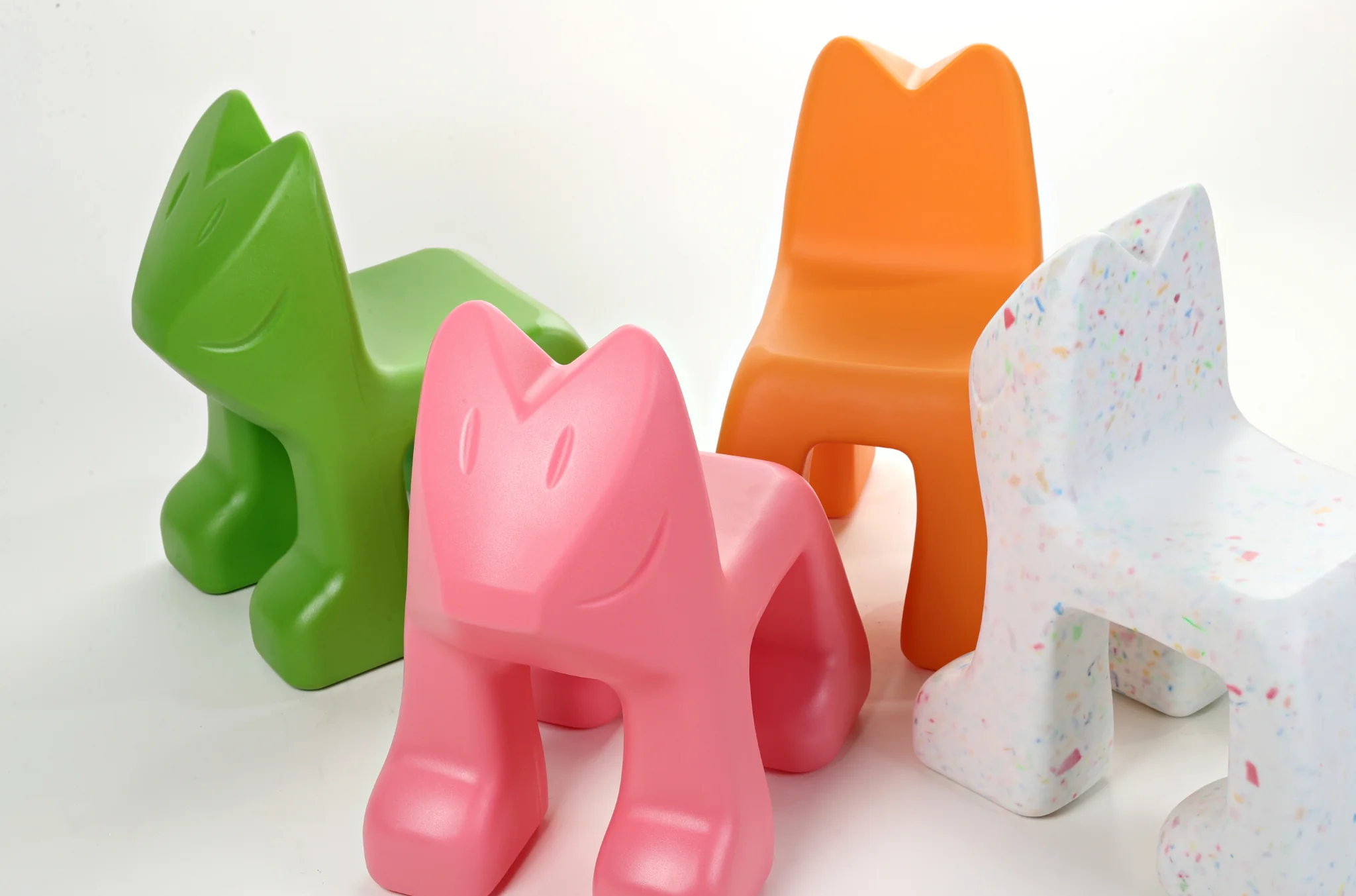 Foxy Kid's Chair - Image 16