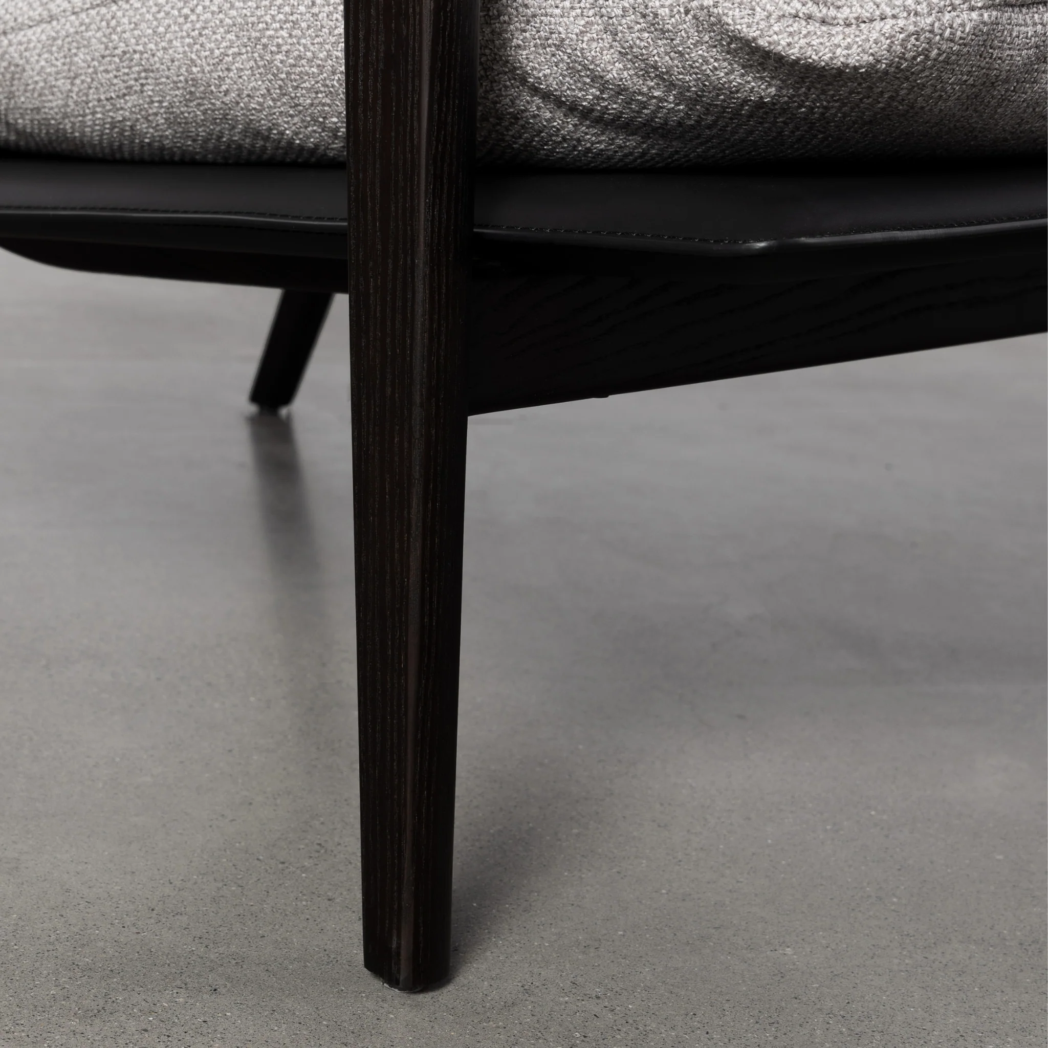 Jessica Lounge Chair - Image 15
