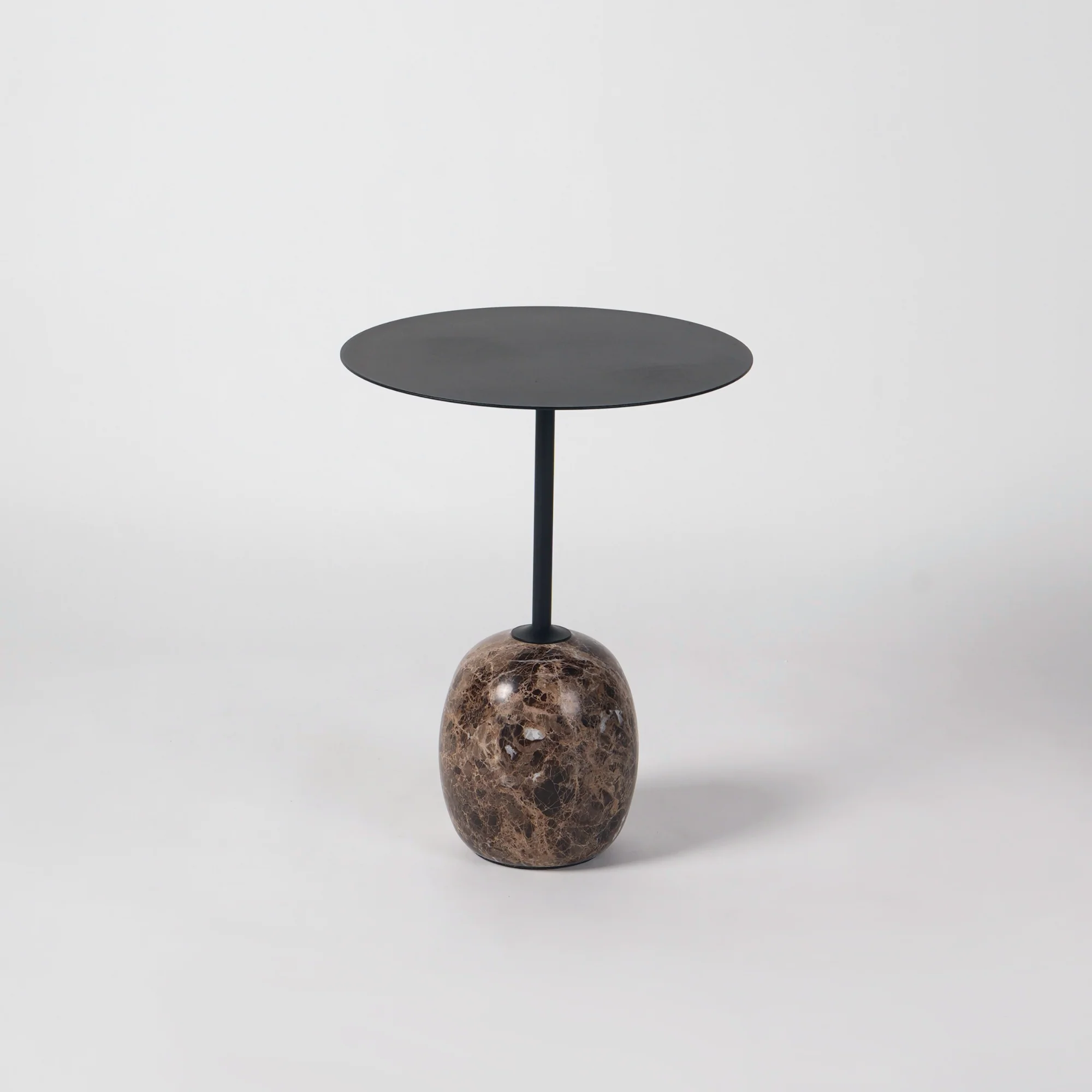 Marble Side Table | Black - Image 3