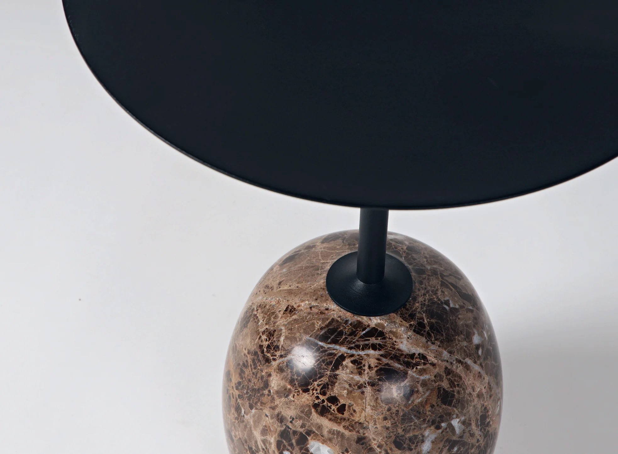 Marble Side Table | Black - Image 5