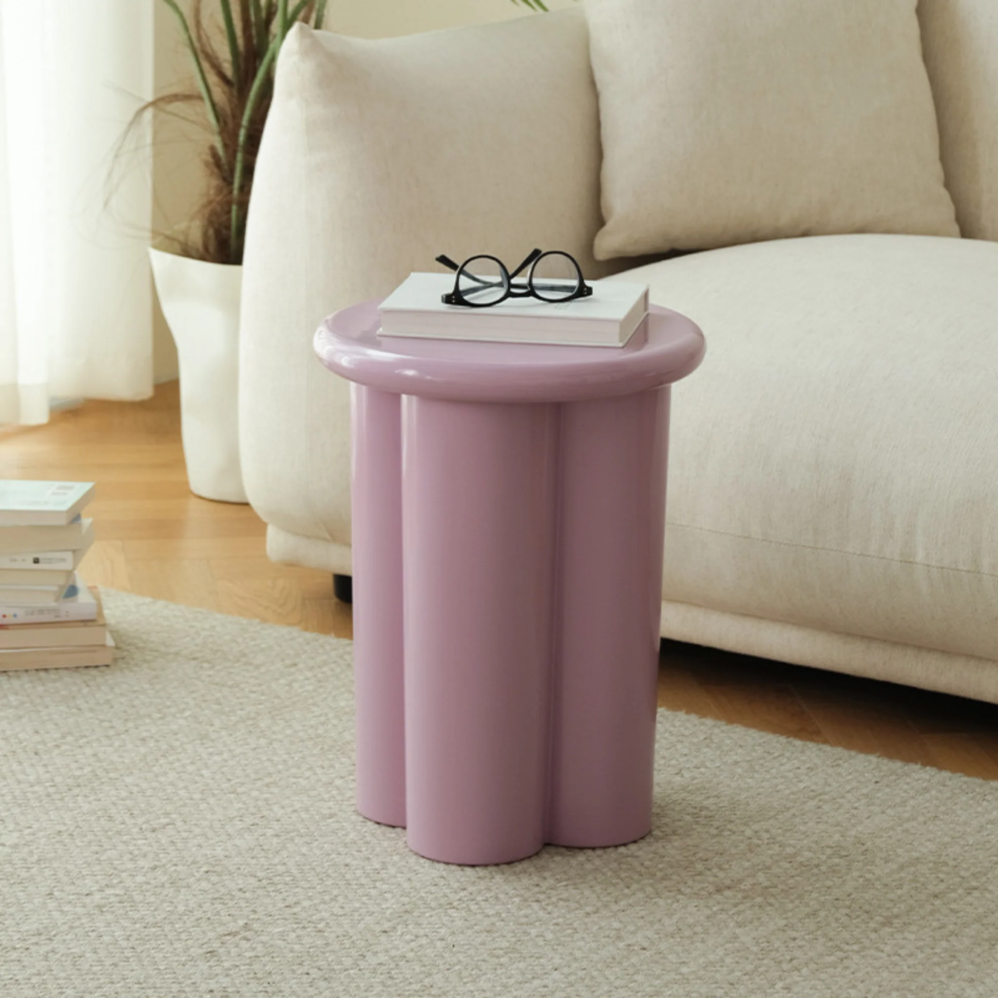 Retro Clover Side Table - Image 2