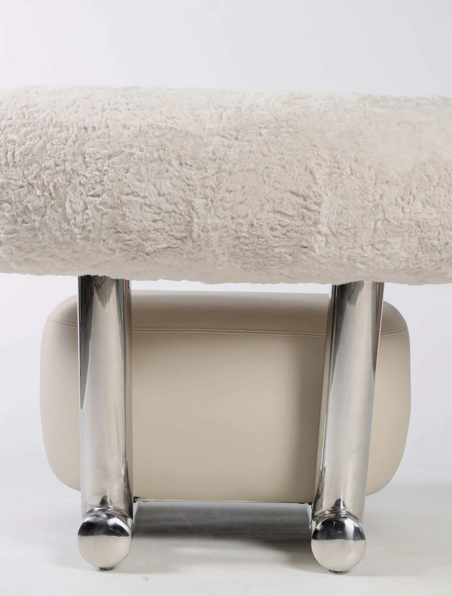 Ski Lounge Chair - Image 11