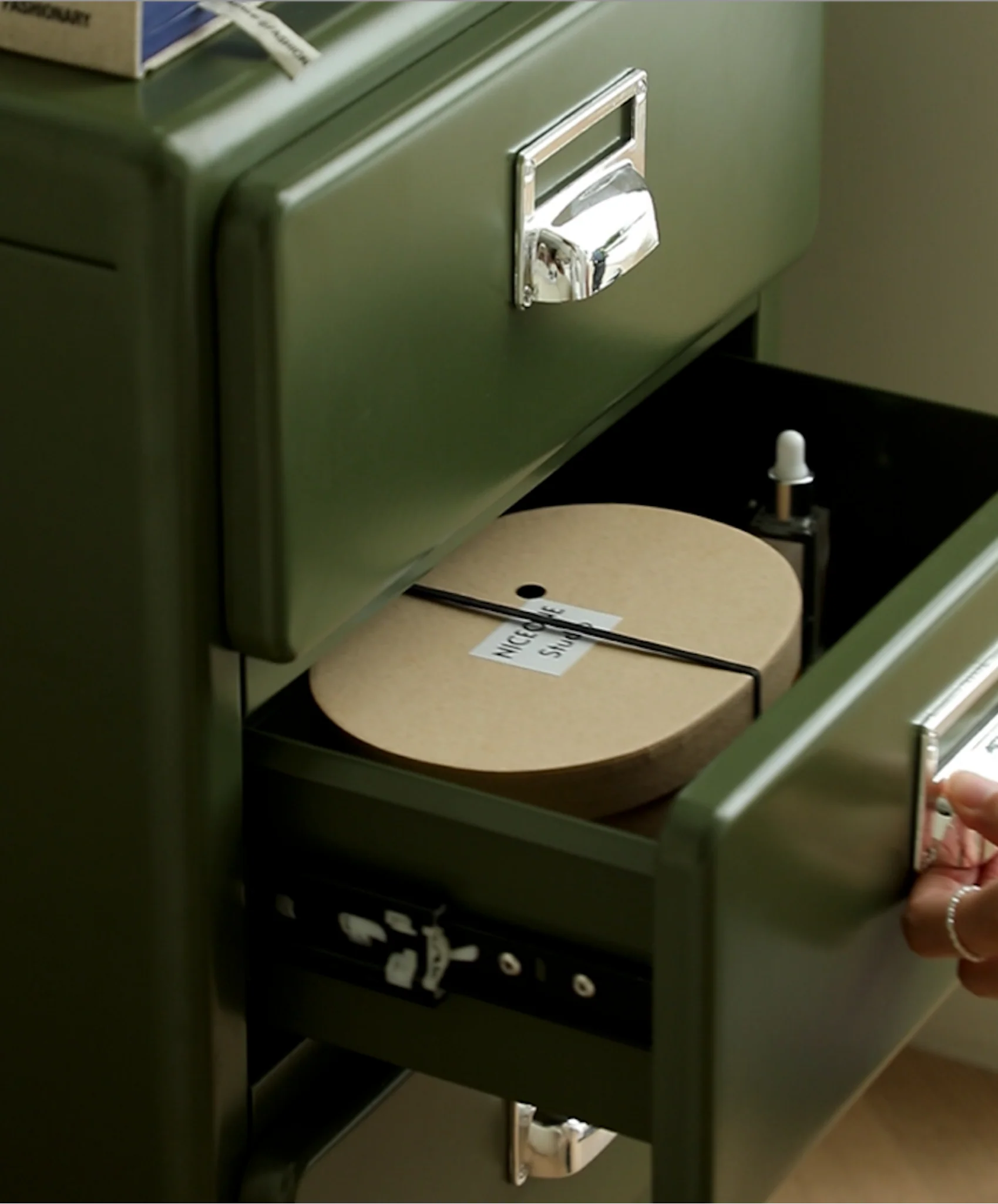 Vault Series | Double Fronted Sideboard - Image 4