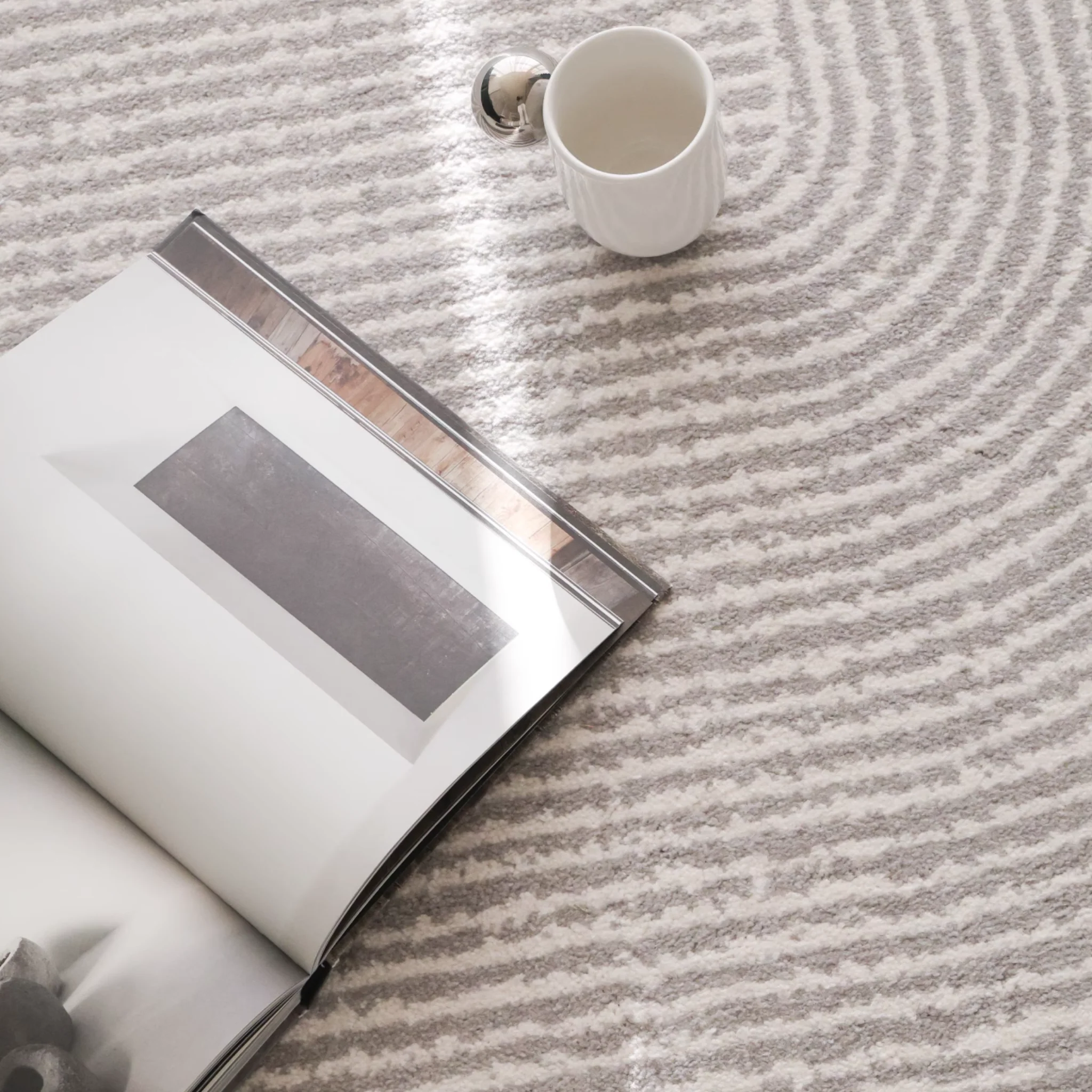 Wave Glue-Free Rug - Image 4