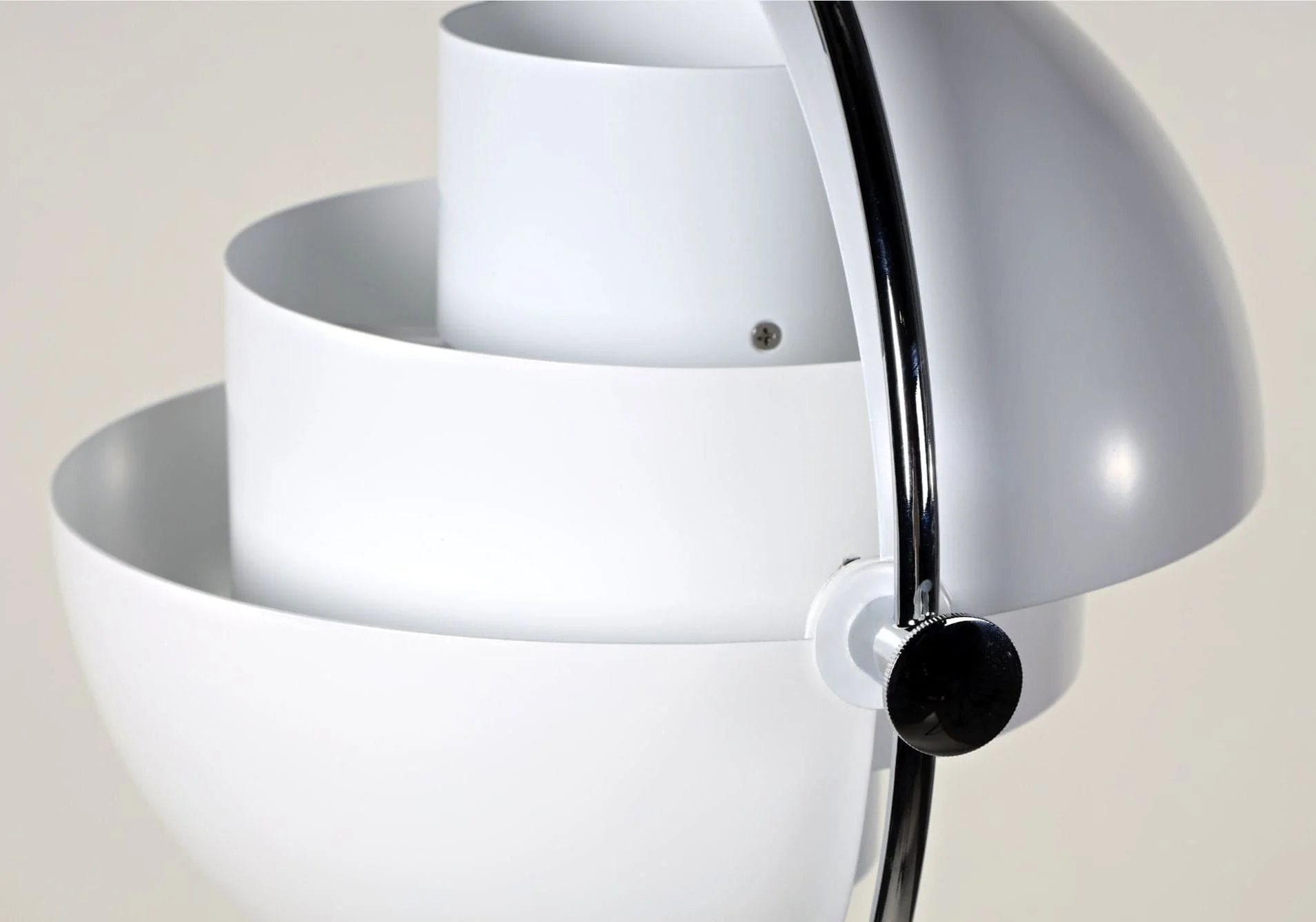 Zeus Floor Lamp - Image 5